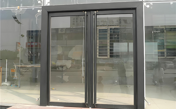 永靖玻璃地弹门