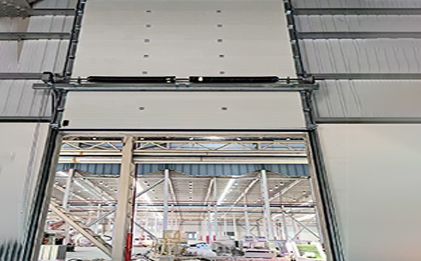 永靖工业提升门