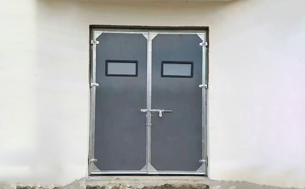 永靖工业门在高温作业区域的运行表现